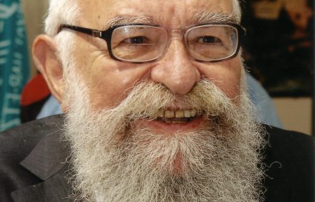 זכר לחורבן וזכר למקדש