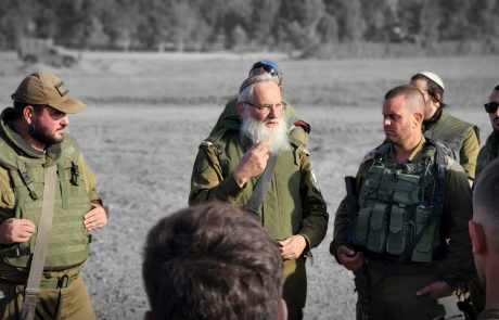 בדמייך חיי: על פועלה הקדוש של הרבנות הצבאית במלחמת "חרבות ברזל"