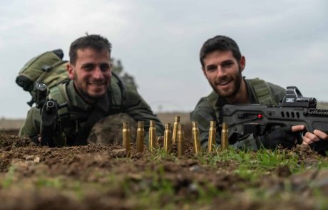 הדלקת נרות חנוכה לזמן קצר