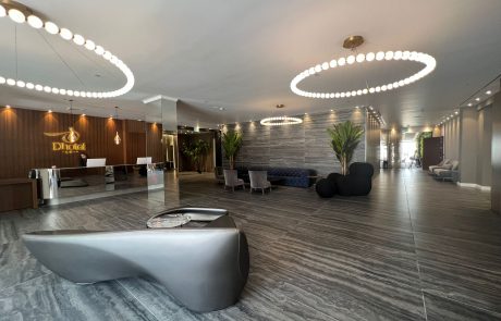 הלקוחות נהנים וחוזרים: מלון Dhotel בעיר העיצוב DCITY