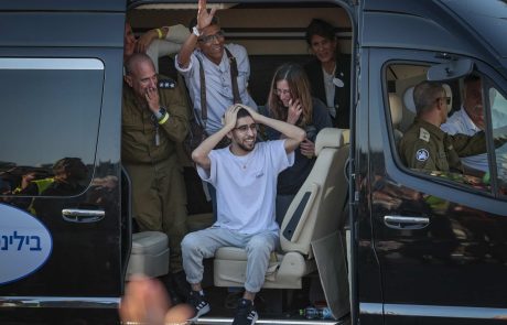 וְשָׁבוּ בָנִים לִגְבוּלָם